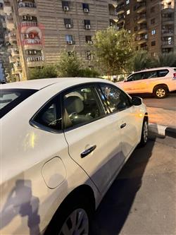 نيسان سنترا